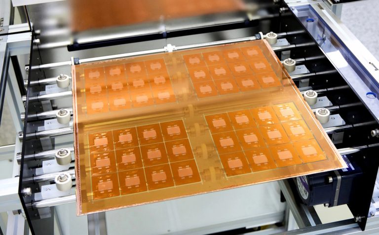 [News] YC Chem Reportedly First to Supply Glass Substrate Photoresists ...