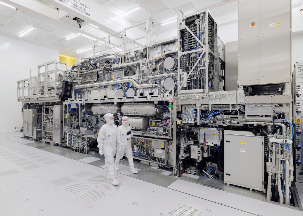 [News] Intel Completes First 2nd-Gen High-NA EUV Acceptance Testing ...