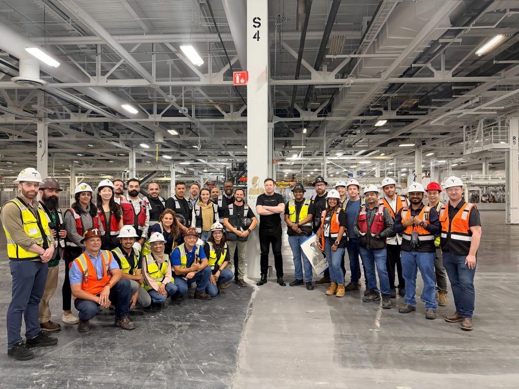 [News] Tesla Halves AI5 AI Chip’s LPDDR5 to 72GB, Cuts AI6 LPDDR6 by ...