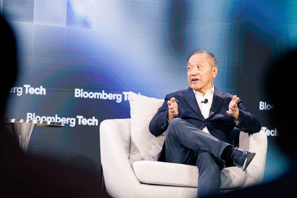 [News] Broadcom Targets $115B AI Revenue in FY27, Nearly 2X FY26 ...